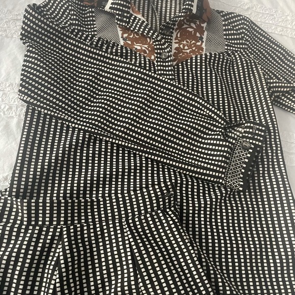 Beautiful vintage Italian matching skirt set - Picture 4 of 9